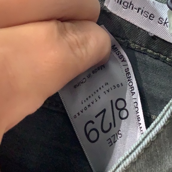 Social Standard by Sanctuary - Sz 8 / 29 - lightly camo skinny high rise Jeans - Picture 7 of 8